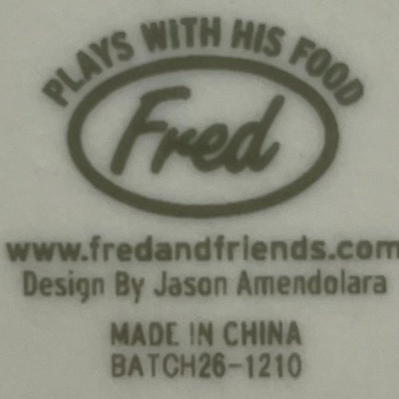 Fred Plays With His Food Plate - Picture 3 of 3